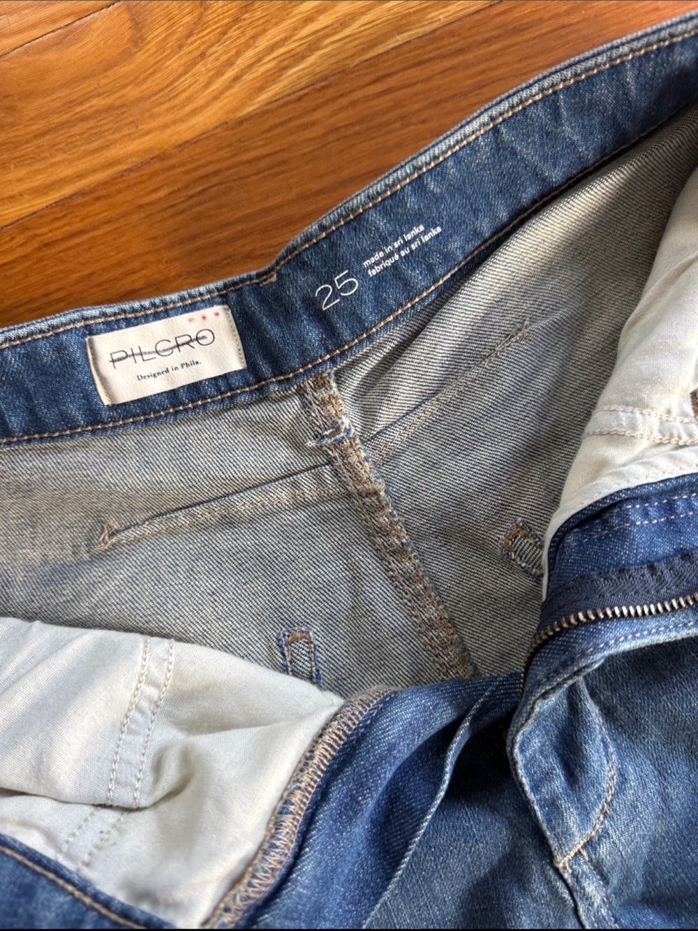 Anthropologie Pilcro The Kayden Heart Barrel Carpenter Jeans by Pilcro Size 25 - Picture 11 of 12
